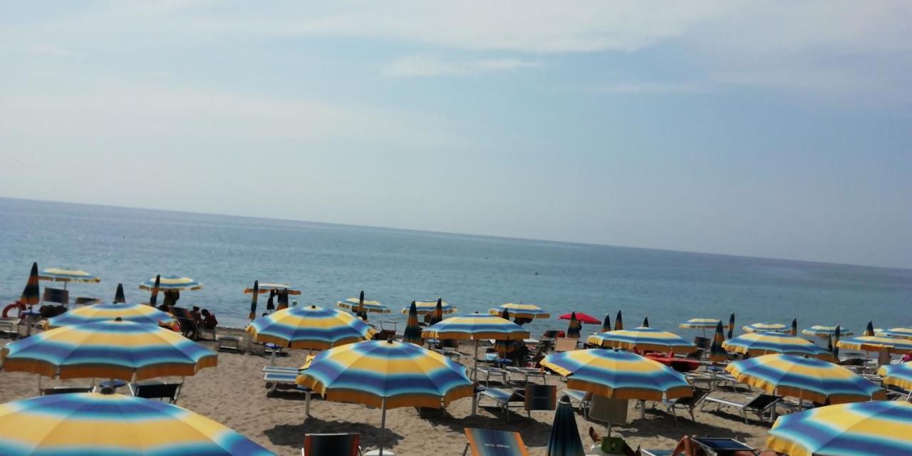 B&B La Menaica Marina di Camerota Extérieur photo